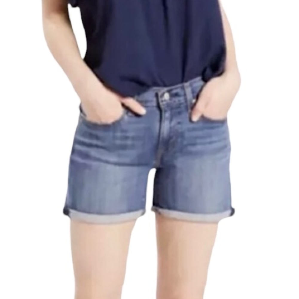 Levi's Women's Mid Length Shorts Medium Rinse Size 29